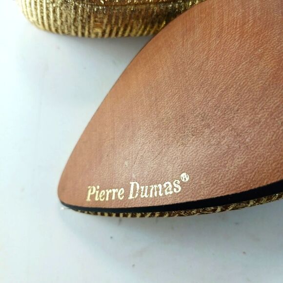 Pierre Dumas Designer Collection 3" Stiletto Point Toe Womans 7.5 Metallic Gold. - Picture 4 of 14